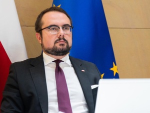 Wiceminister Jabłoński wyjaśnił jak należy ukarać Rosję. Podał jeden sposób