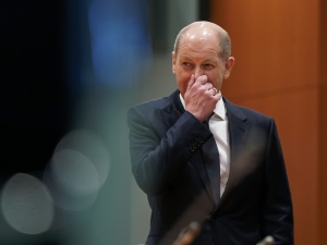 Ważny polityk PO: Niemcy żegnają się ze złudzeniem przywództwa w UE. Państwo wewnętrznie sparaliżowane
