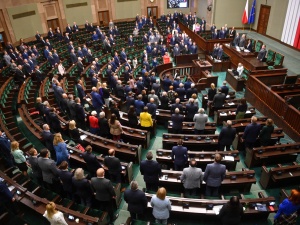 Z. Kuźmiuk: Ustawa o mrożeniu rosyjskich aktywów i embargu na węgiel, ostatecznie przyjęta przez Sejm