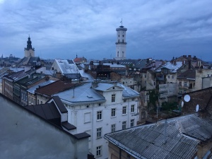 Atak rakietowy na Lwów. Władze lokalne: W atakach rakietowych na Lwów zginęło sześć osób
