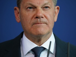 „Partia Scholza przynosi Niemcom wstyd”. „Bild” nie przebiera w słowach