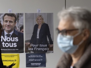 Macron czy Le Pen? Podano pierwsze dane o frekwencji