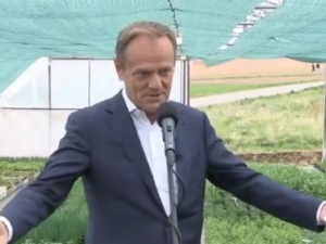 [wideo] „Drogi Jarosławie, stań do debaty, nie ukrywaj się za ministrami i za swoimi kłamstwami”. Tusk buńczucznie odpowiada na wezwanie przedsądowe prezesa PiS
