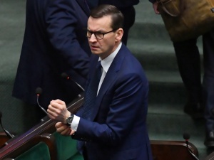 „Absolutnie nie podałbym mu ręki”. Premier nie przebierał w słowach