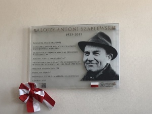 Uroczyste odsłonięcie tablicy Alojzego Szablewskiego w siedzibie gdańskiej Solidarności