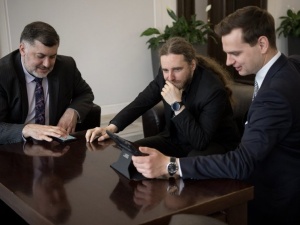 Wpadka polityków Konfederacji? Zarejestrowali partię z dziwaczną nazwą?
