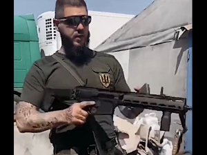 [WIDEO] Ukraiński żołnierz testuje polski karabinek Grot. To się Onetowi nie spodoba