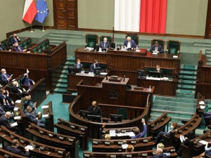 Wcześniejsze wybory? Sekretarz generalny PiS zabiera głos