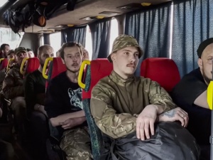 Akcja humanitarna w Azowstalu. Podano liczbę ewakuowanych żołnierzy