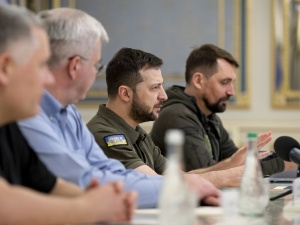 Zełenski: Sytuacja jest niezwykle trudna