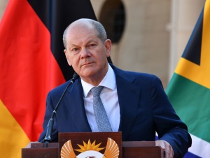 Niemieckie media: Kanclerz Scholz kompromituje Niemcy
