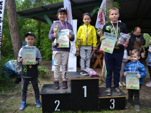 Zawody wędkarskie z okazji Dnia Dziecka