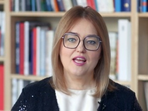 „Sześć mieszkań, trzy działki, pakiet akcji, milion dochodu w rok…” Oto majątek Magdaleny Adamowicz