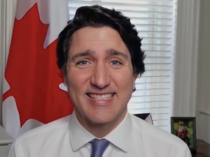 Trudeau odbierze Kanadyjczykom prawo do posiadania broni? Podał zaskakujące wyjaśnienie
