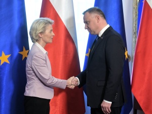 Von der Leyen spotkała się z prezydentem. „Polska ma zapewnić niezawisłość sądownictwa”