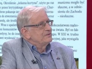 Autor nowego podręcznika: „Wykładowcy są sparaliżowani poziomem wiedzy ws. historii najnowszej” [WIDEO]