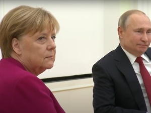 Angela Merkel nie wykluczyła możliwości mediacji w konflikcie na Ukrainie