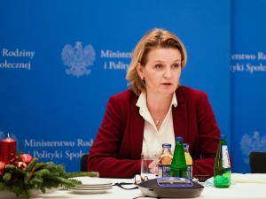 Wiceminister ostrzega przed zapaścią demograficzną Polski. Mamy ogromną bezdzietność dlatego, że...