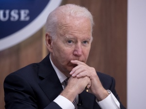 [WIDEO] Biden uległ wypadkowi w trakcie przejażdżki na rowerze. Wyglądało groźnie