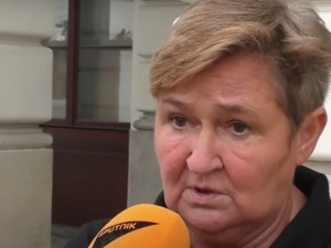 „Nic tylko stawiamy pomniki Kaczyńskiemu i modlimy się do słowiańskiego Boga”. Środa w amoku