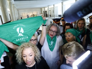 „Wiecie, co czułam po aborcji?” Szokujące słowa z mównicy sejmowej [WIDEO]