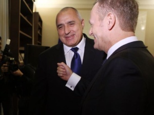 Niedawno aresztowany polityczny sojusznik Tuska doprowadził do upadku rządu w Bułgarii. Protesty i chaos na ulicach