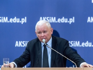 Prezes PiS: Musimy zbudować potężną armię. Mamy gotowy plan