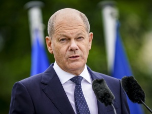 [WIDEO] „Żenujący napad arogancji”. Niemieckie media o „żarcie” Scholza po pytaniu dziennikarki
