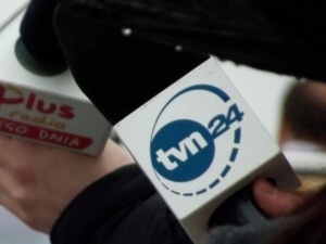 Aktywistka KOD i radna klubu Brejzy w roli „zwykłych mieszkańców” w TVN24? 