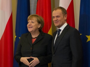 „Donald Tusk cierpi na zaawansowaną chorobę sierocą po Merkel” [wideo]
