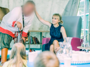 Skandal w Warszawie! Aktywista z zarzutami pedofilii. Radni PiS pokazują zdjęcia z Trzaskowskim 