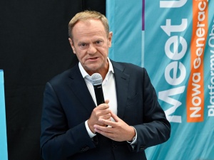 Z. Kuźmiuk: Tusk zapowiada pilotaż 4-dniowego tygodnia pracy. On już testował 3,5- dniowy
