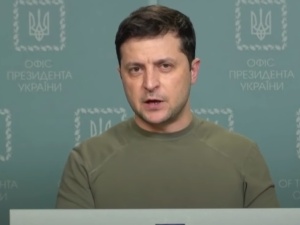 Zełenski: Rosjanie przymusowo wywieźli z Ukrainy 2 miliony osób