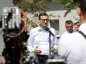 Premier Morawiecki apeluje do Polaków: „Postarajcie się ocieplić domy jeszcze przed tym sezonem grzewczym”