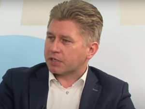 Pokusa lekceważenia konstytucji. Nawet Matczak zaniepokojony planami usuwania prezesów NBP i TK
