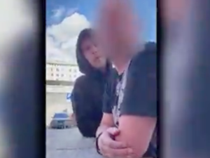Cwelu. Frajerze. Mężczyzna, który atakował operatora TVP usłyszał zarzuty 