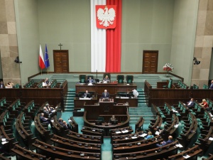 [najnowszy sondaż] Dobre wieści dla PiS, wzrost KO, fatalny wynik PSL