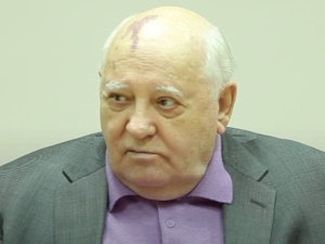 Przyjaciel Gorbaczowa: Jest przerażony. Putin niszczy dzieło jego życia