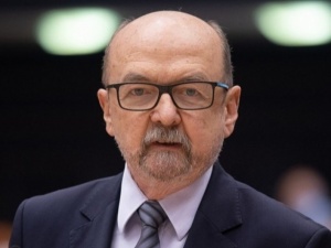 Prof. Ryszard Legutko: Trzeba uszczuplić władzę UE