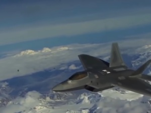 Amerykańskie myśliwce F-22 Raptor wysłane do Polski