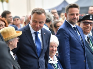 Trzaskowski straszy, że rozwiąże Marsz Powstania Warszawskiego