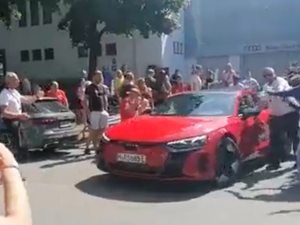 Takich okrzyków kibiców Bayernu się nie spodziewał. Nagrali reakcję Lewandowskiego [WIDEO] 