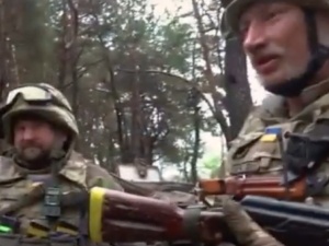 „Jesteśmy wdzięczni Polsce”. Sieć obiegło nagranie z ukraińskiego frontu [WIDEO]