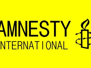 „Hej, Amnesty International, jesteście bezwartościowym g*wnem”. Fala wściekłości po uderzeniu organizacji w Ukrainę