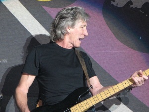 Roger Waters obwinia NATO o wybuch wojny na Ukrainie. „Biden to zbrodniarz wojenny”