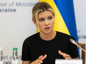 „Piękne i niewinne dziecko. To bardzo boli…” Żona Zełenskiego rozpłakała się na wizji 