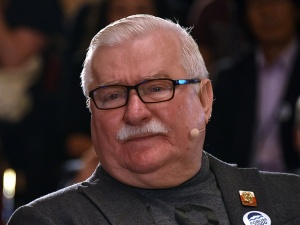 [FOTO] Lech Wałęsa na wózku inwalidzkim. Jest zdjęcie