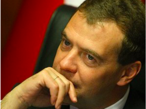 Miedwiediew grozi: W Unii Europejskiej także są elektrownie atomowe. Tam też może się zdarzyć przypadek