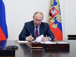 „Economist”: Putin sprawił, że obudził się „śpiący gigant” Europy