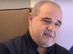 Wstyd, Panie Żak. Aktor ukarany mandatem za palenie śmieci 
